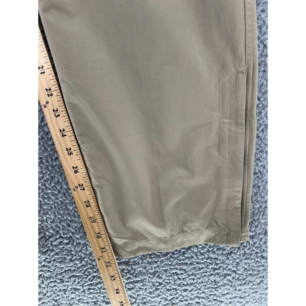 THE NORTH FACE Cargo Convertible Pants Mens 38x32 Tan‎ Soft Nylon Hiking Outdoor